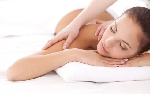 Prodotti estetici professionali per centri benessere e cura del corpo